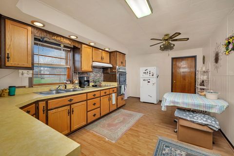 Tiny photo for 927 Wabash Street, Wilmington, IL 60481 (MLS # 12609195)