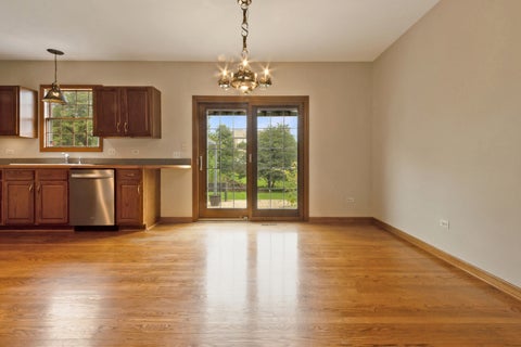 Tiny photo for Lindenhurst, IL 60046 (MLS # 12702559)