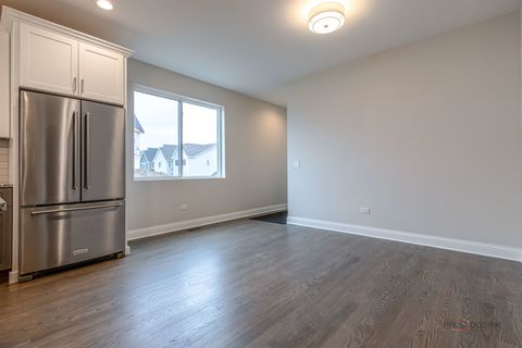 Tiny photo for 113 Roman Lane, Hawthorn Woods, IL 60047 (MLS # 12589646)