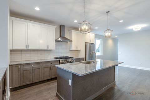 Tiny photo for 113 Roman Lane, Hawthorn Woods, IL 60047 (MLS # 12589646)