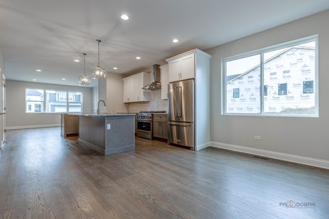 Tiny photo for 113 Roman Lane, Hawthorn Woods, IL 60047 (MLS # 12589646)