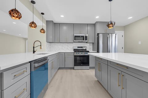 Tiny photo for 1059 CLEVELAND Avenue, Calumet City, IL 60409 (MLS # 12688069)