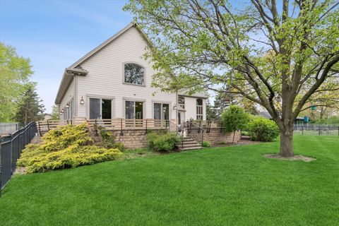 Tiny photo for 805 N Arlington Heights Road, Itasca, IL 60143 (MLS # 12612644)