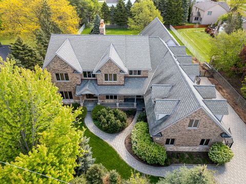 Photo of 805 N Arlington Heights Road, Itasca, IL 60143 (MLS # 12612644)
