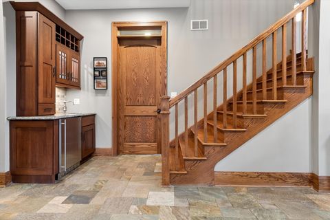 Tiny photo for 805 N Arlington Heights Road, Itasca, IL 60143 (MLS # 12612644)