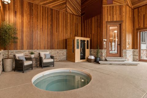 Tiny photo for 805 N Arlington Heights Road, Itasca, IL 60143 (MLS # 12612644)