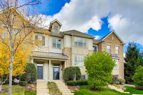 1920 Dauntless Drive Glenview IL 60026