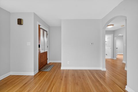 Tiny photo for 610 W Jefferson Avenue, Naperville, IL 60540 (MLS # 12586769)