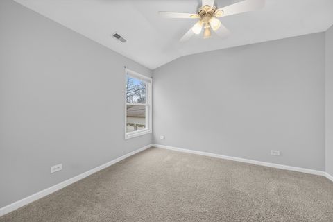 Tiny photo for 610 W Jefferson Avenue, Naperville, IL 60540 (MLS # 12586769)