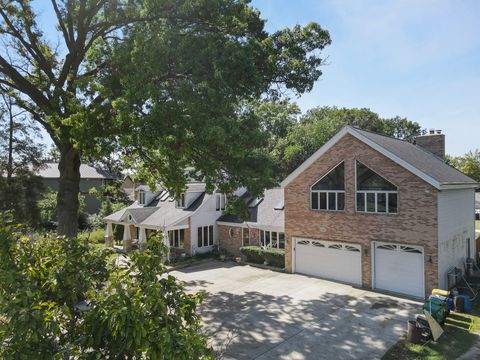 Tiny photo for 2N584 S Ardmore Avenue, Villa Park, IL 60181 (MLS # 12490891)