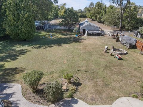 Tiny photo for 2N584 S Ardmore Avenue, Villa Park, IL 60181 (MLS # 12490891)