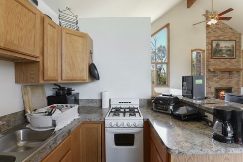 Tiny photo for 2N584 S Ardmore Avenue, Villa Park, IL 60181 (MLS # 12490891)