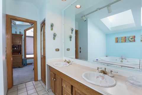 Tiny photo for 2N584 S Ardmore Avenue, Villa Park, IL 60181 (MLS # 12490891)
