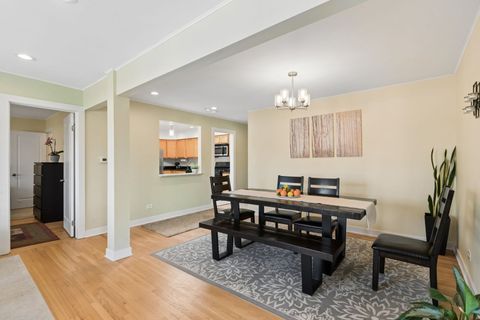 Tiny photo for Evanston, IL 60201 (MLS # 12617725)