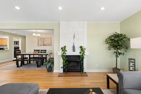 Tiny photo for Evanston, IL 60201 (MLS # 12617725)