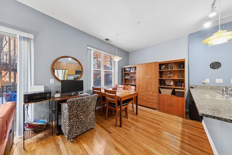 Tiny photo for 347 E 25th Place #1E, Chicago, IL 60616 (MLS # 12572259)