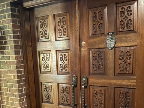 Tiny photo for 129 S Spruce Avenue #104, Wood Dale, IL 60191 (MLS # 12702940)