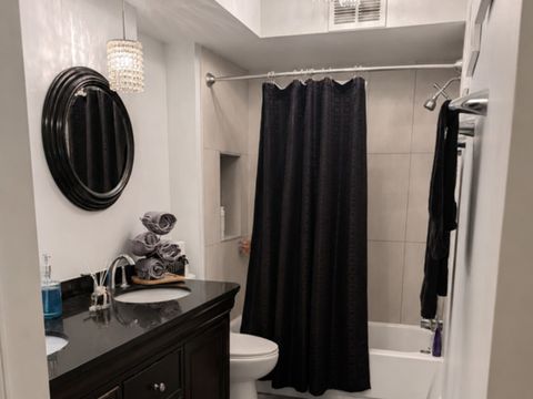 Tiny photo for 129 S Spruce Avenue #104, Wood Dale, IL 60191 (MLS # 12702940)