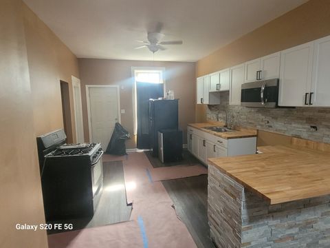 Tiny photo for 6953 S Loomis Boulevard, Chicago, IL 60636 (MLS # 12537618)