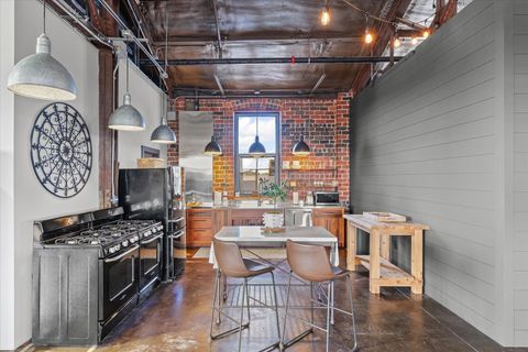 Tiny photo for 209 E Washington Street #5, Bloomington, IL 61701 (MLS # 12550163)