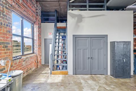 Tiny photo for 209 E Washington Street #5, Bloomington, IL 61701 (MLS # 12550163)