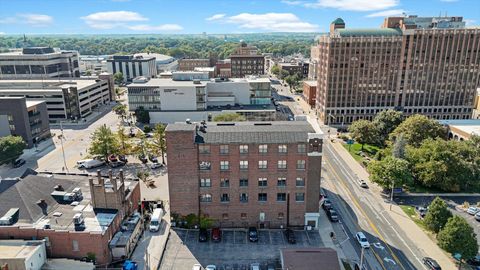 Tiny photo for 209 E Washington Street #5, Bloomington, IL 61701 (MLS # 12550163)