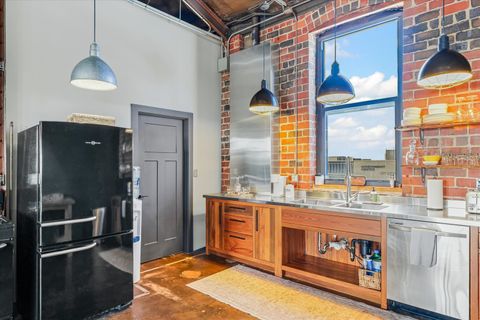 Tiny photo for 209 E Washington Street #5, Bloomington, IL 61701 (MLS # 12550163)