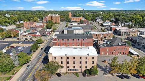 Tiny photo for 209 E Washington Street #5, Bloomington, IL 61701 (MLS # 12550163)