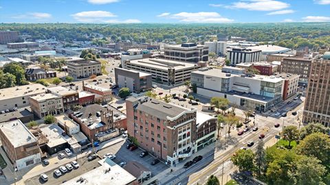 Tiny photo for 209 E Washington Street #5, Bloomington, IL 61701 (MLS # 12550163)