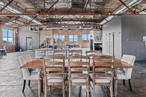 Tiny photo for 209 E Washington Street #5, Bloomington, IL 61701 (MLS # 12550163)