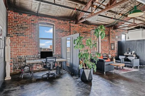 Tiny photo for 209 E Washington Street #5, Bloomington, IL 61701 (MLS # 12550163)