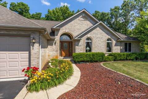 Photo of 11210 Pebble Drive, Huntley, IL 60142 (MLS # 12411472)