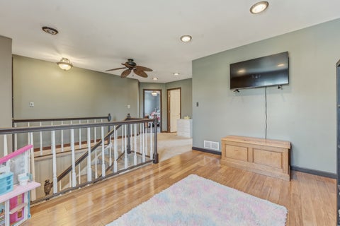 Tiny photo for 5004 Glenbrook Trail W, McHenry, IL 60050 (MLS # 12728380)