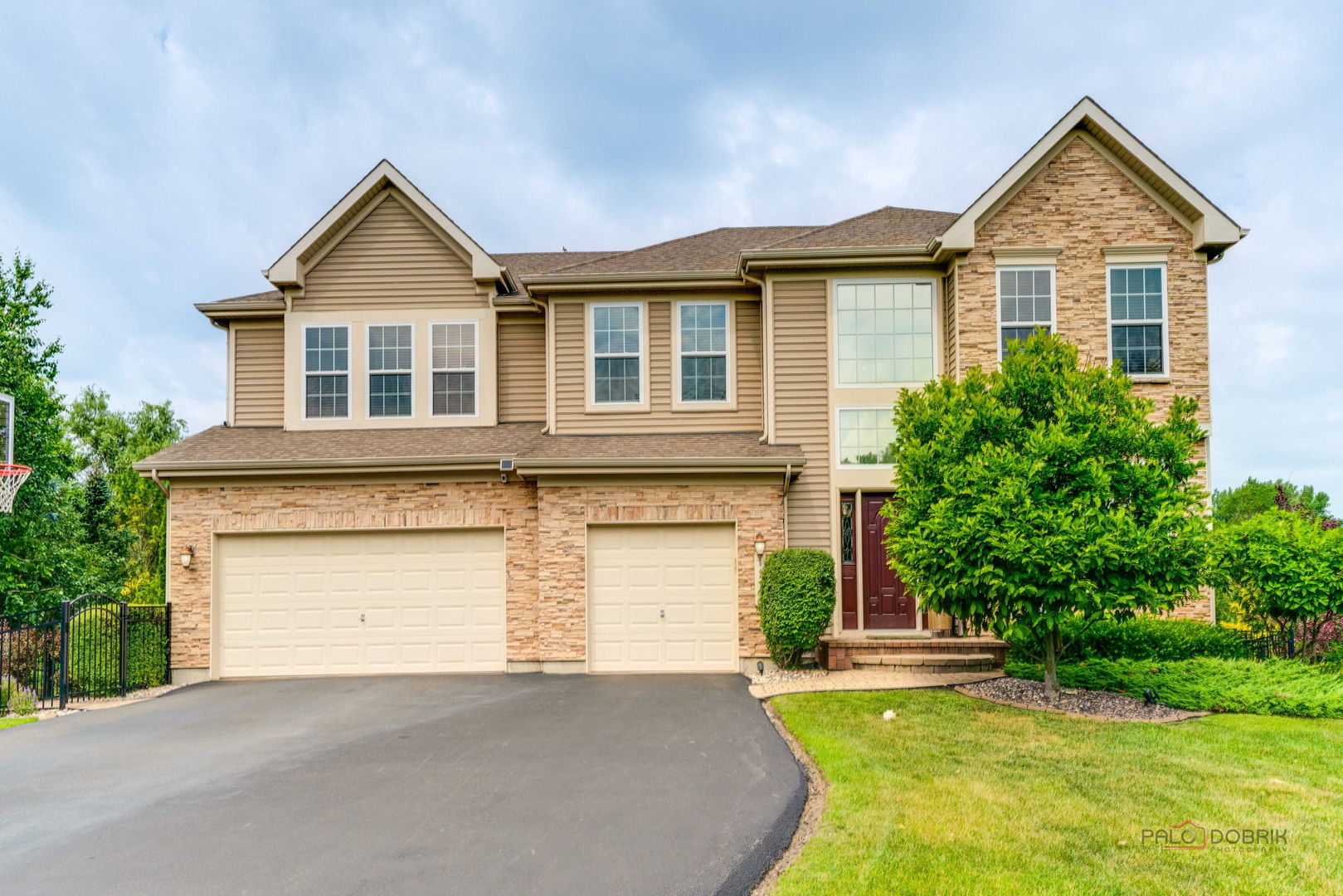 1174 Pine Tree Court
