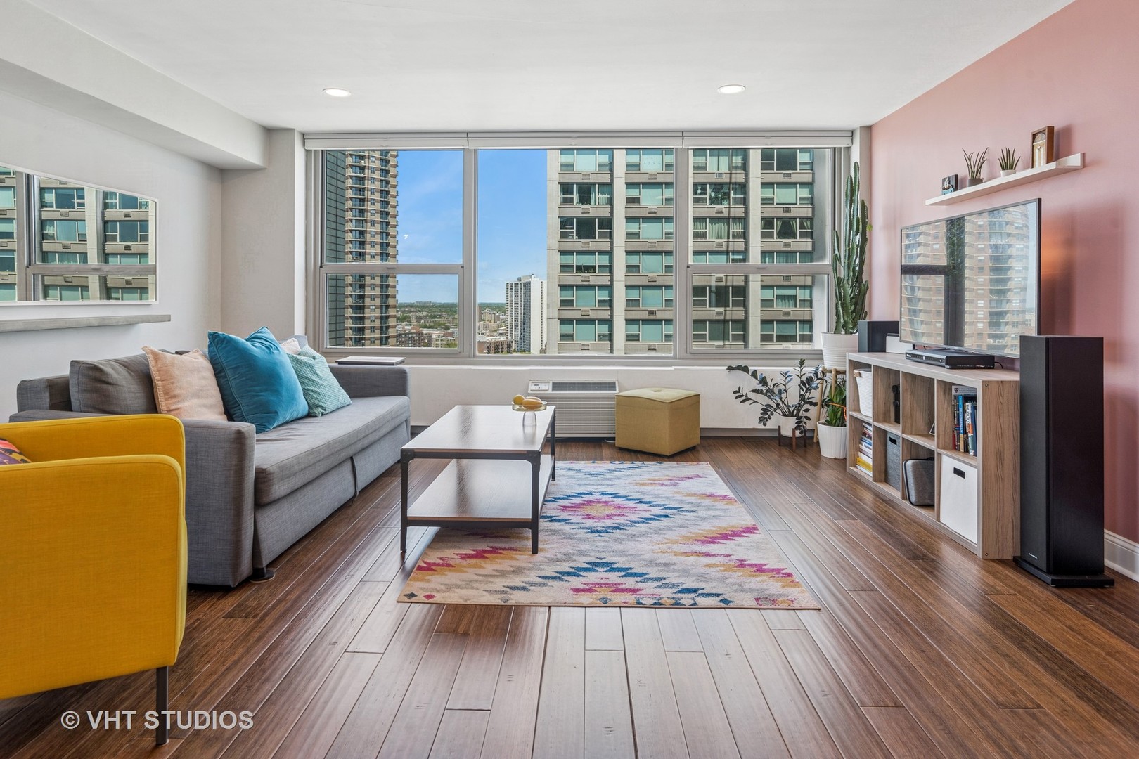 3600 N Lake Shore Drive 2212