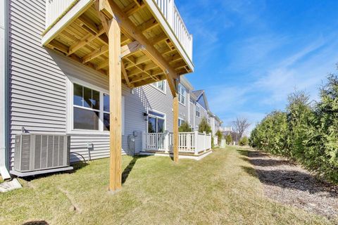 Tiny photo for 270 Masters Drive, Addison, IL 60101 (MLS # 12622287)