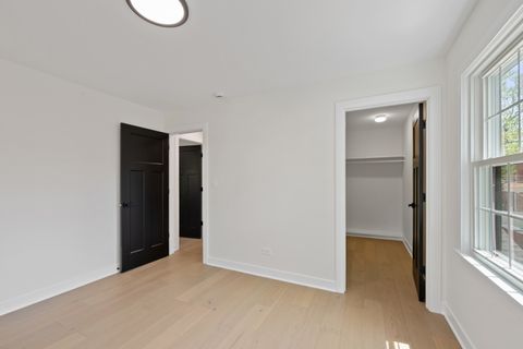 Tiny photo for 1929 S Ashland Avenue, Park Ridge, IL 60068 (MLS # 12463404)