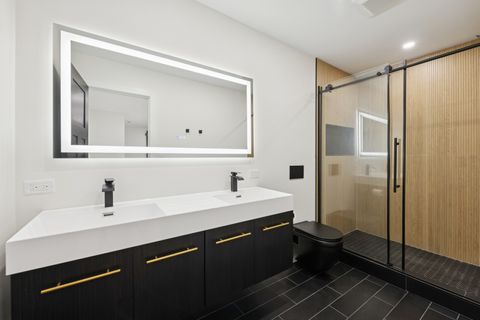 Tiny photo for 1929 S Ashland Avenue, Park Ridge, IL 60068 (MLS # 12463404)