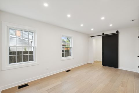 Tiny photo for 1929 S Ashland Avenue, Park Ridge, IL 60068 (MLS # 12463404)