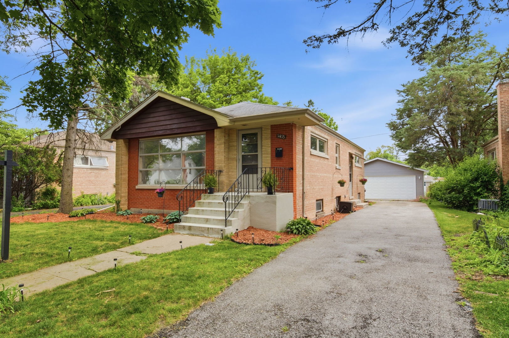 1413 Evergreen Road