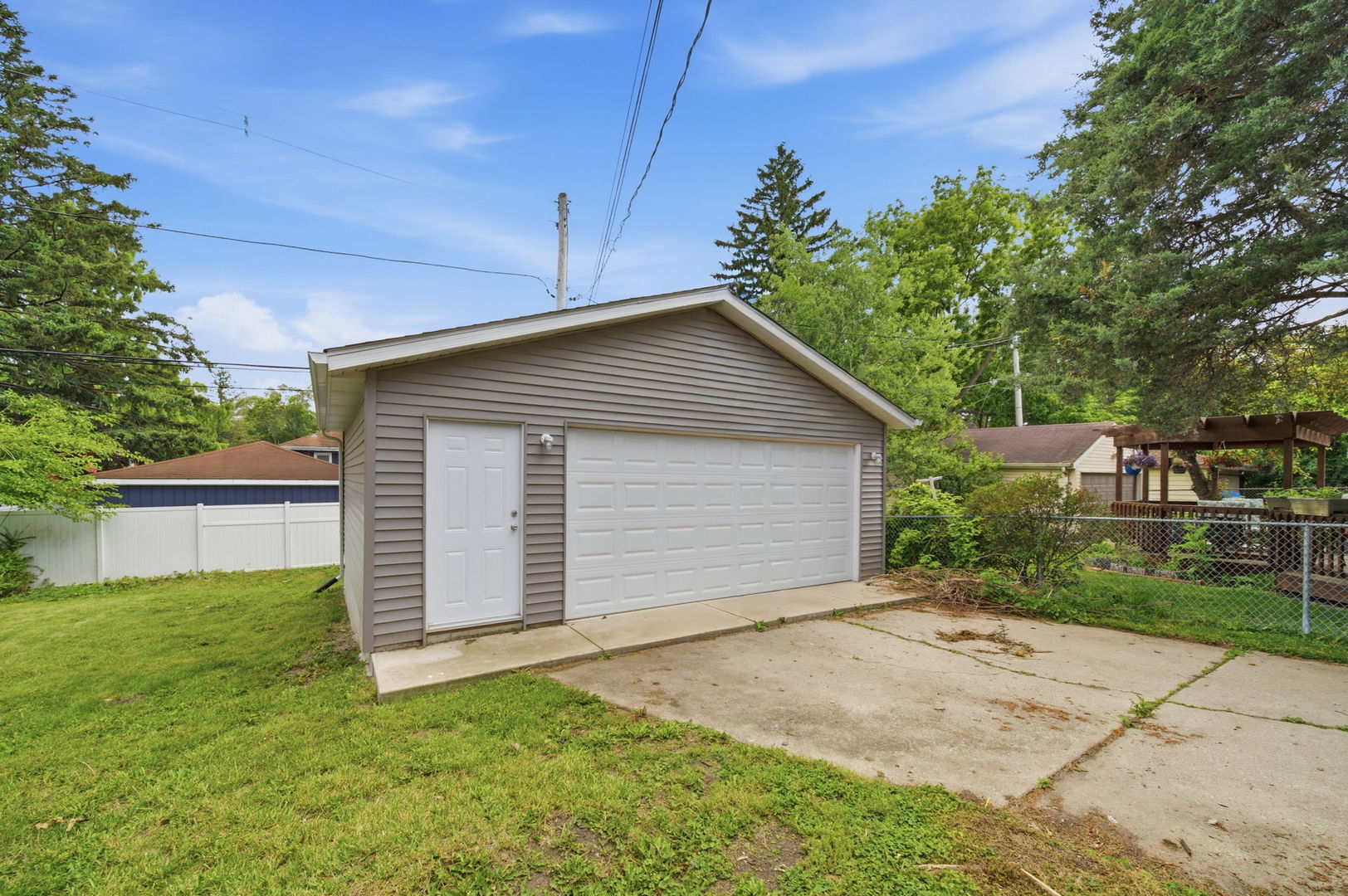 1413 Evergreen Road