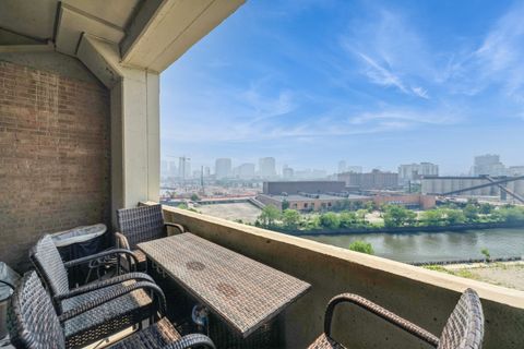 Tiny photo for 900 N Kingsbury Street #718, Chicago, IL 60610 (MLS # 12500444)