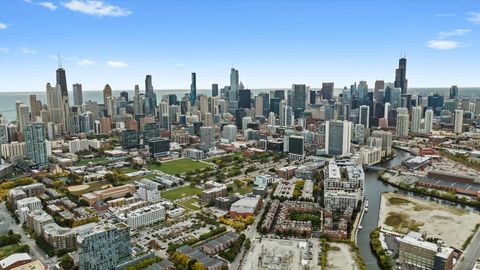 Tiny photo for 900 N Kingsbury Street #718, Chicago, IL 60610 (MLS # 12500444)