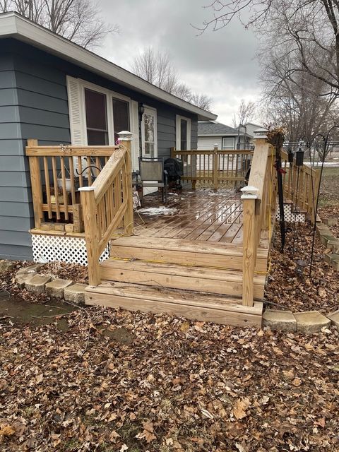 Tiny photo for 901 Oak Avenue, Sterling, IL 61081 (MLS # 12549753)