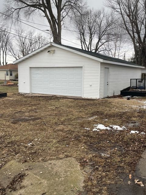 Tiny photo for 901 Oak Avenue, Sterling, IL 61081 (MLS # 12549753)