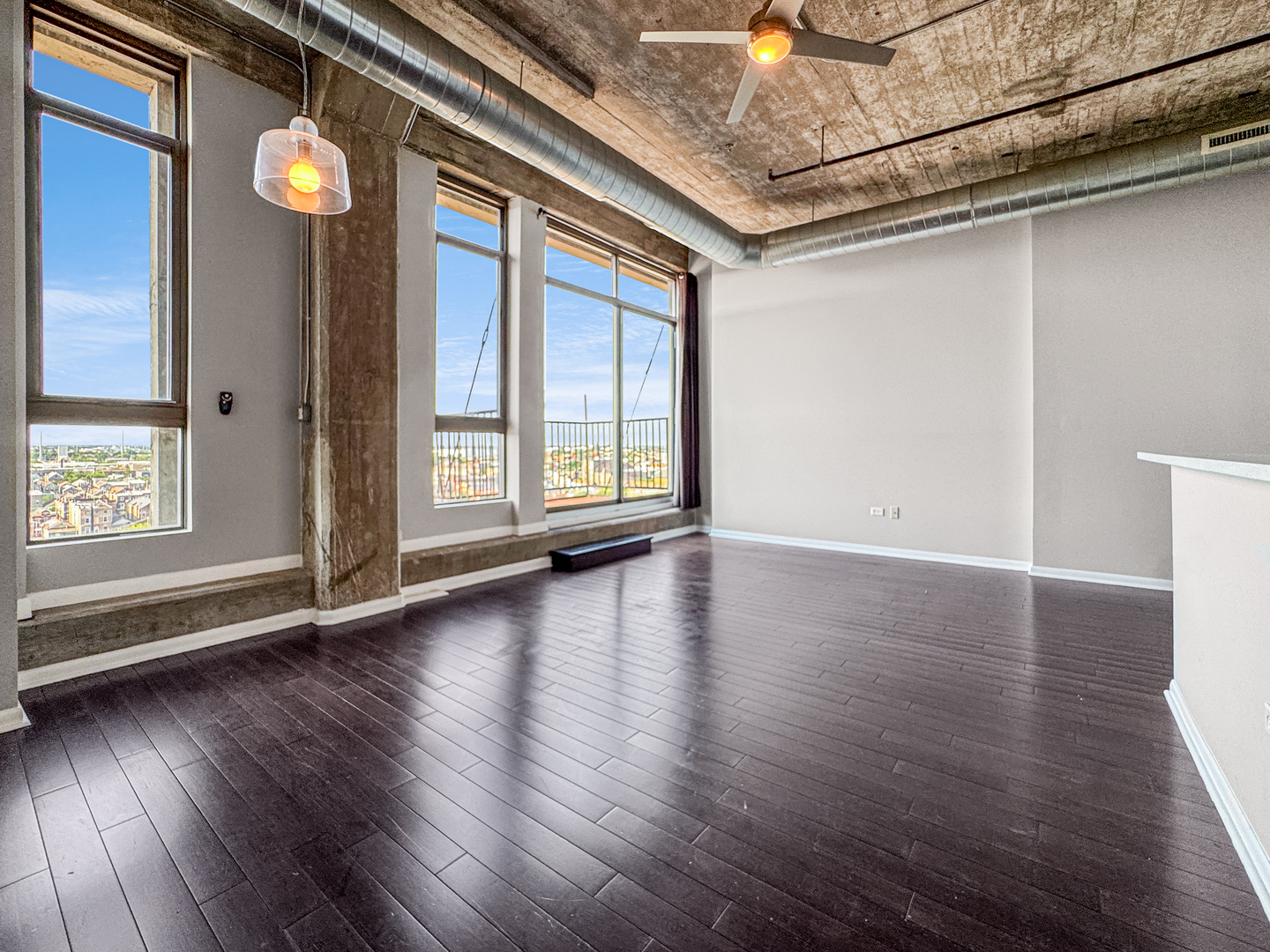 1550 S Blue Island Avenue 1125
