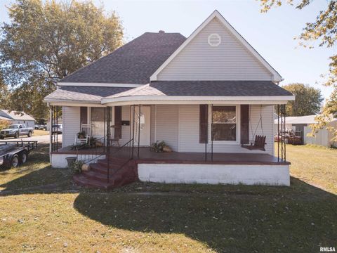 Photo of 1200 W ADAMS Street, Herrin, IL 62948 (MLS # QC4268777)