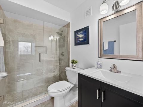 Tiny photo for 40 N Tower Road #2F, Oak Brook, IL 60523 (MLS # 12566384)