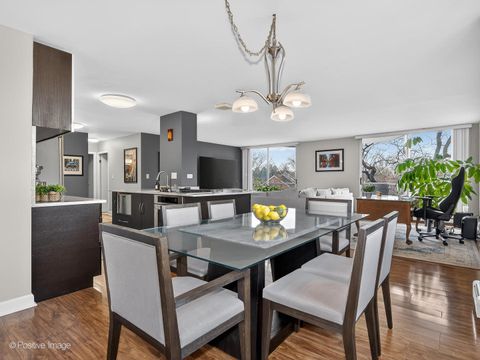 Tiny photo for 40 N Tower Road #2F, Oak Brook, IL 60523 (MLS # 12566384)