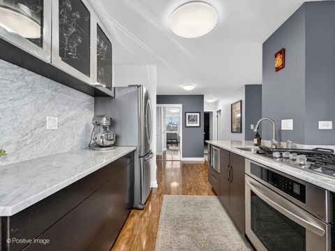 Tiny photo for 40 N Tower Road #2F, Oak Brook, IL 60523 (MLS # 12566384)